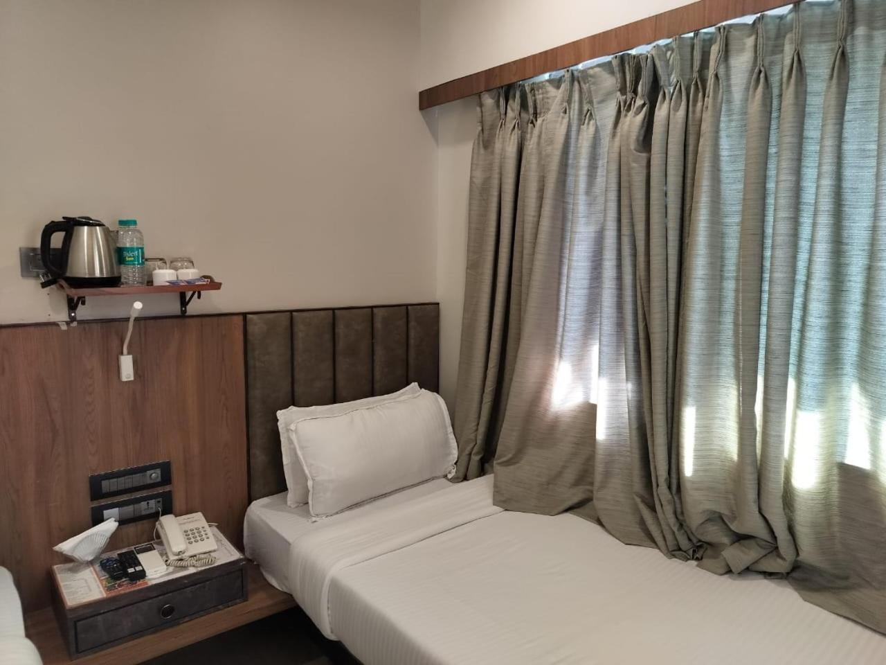 Hotel Olten Mumbai Kültér fotó